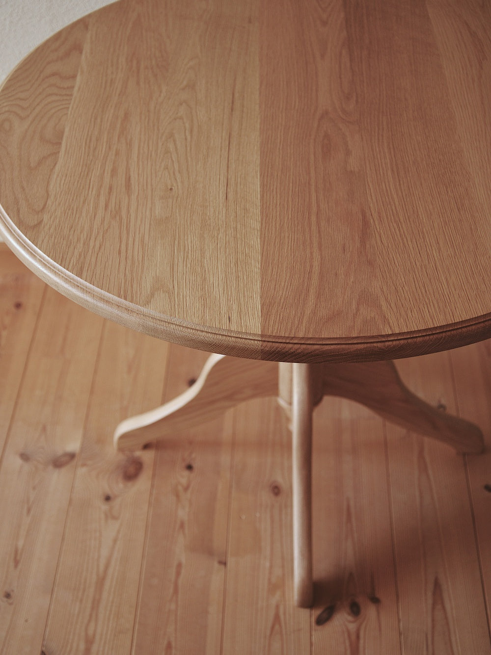 オークラウンドテーブル クラシック