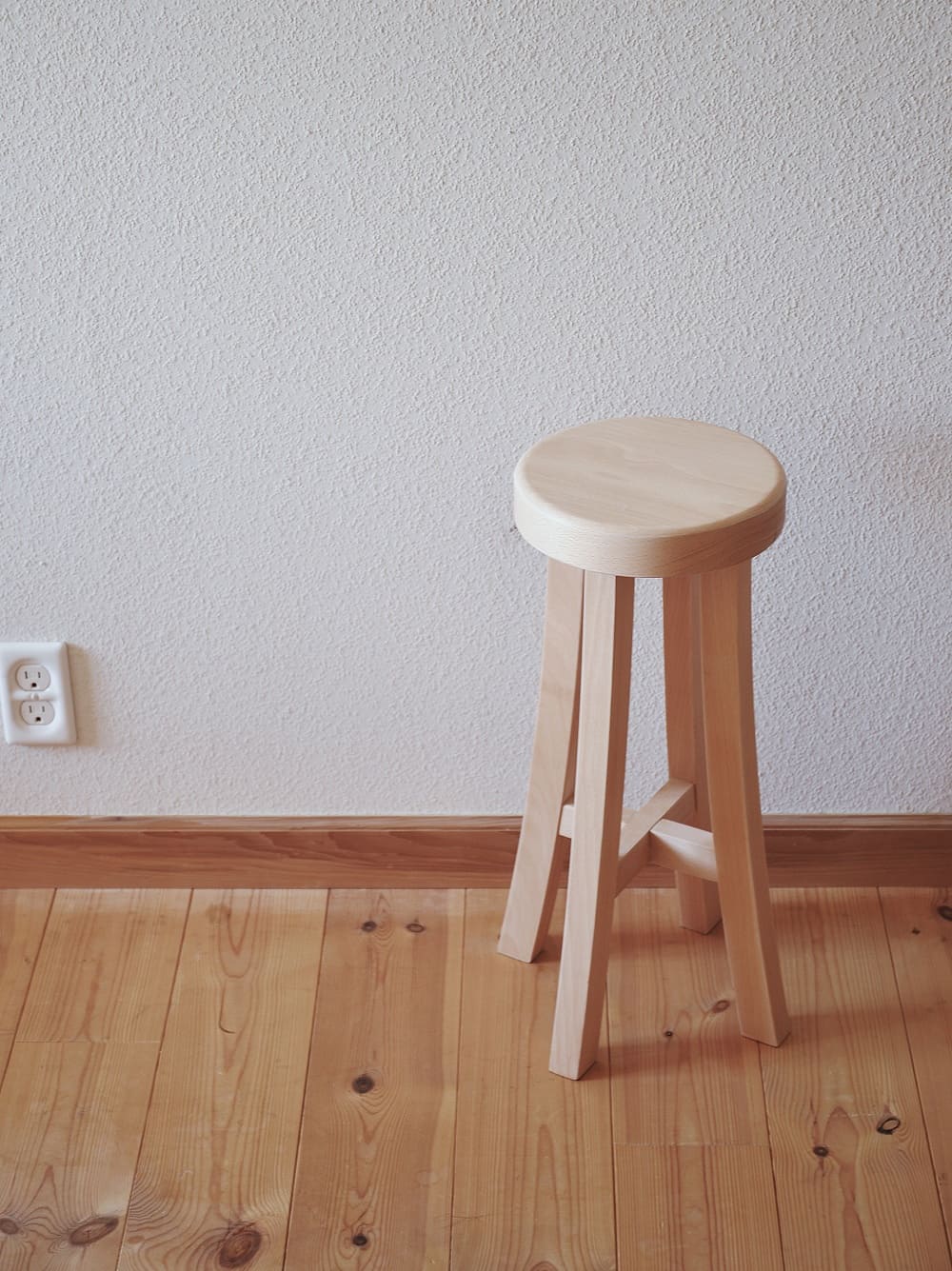 NAYA STOOL