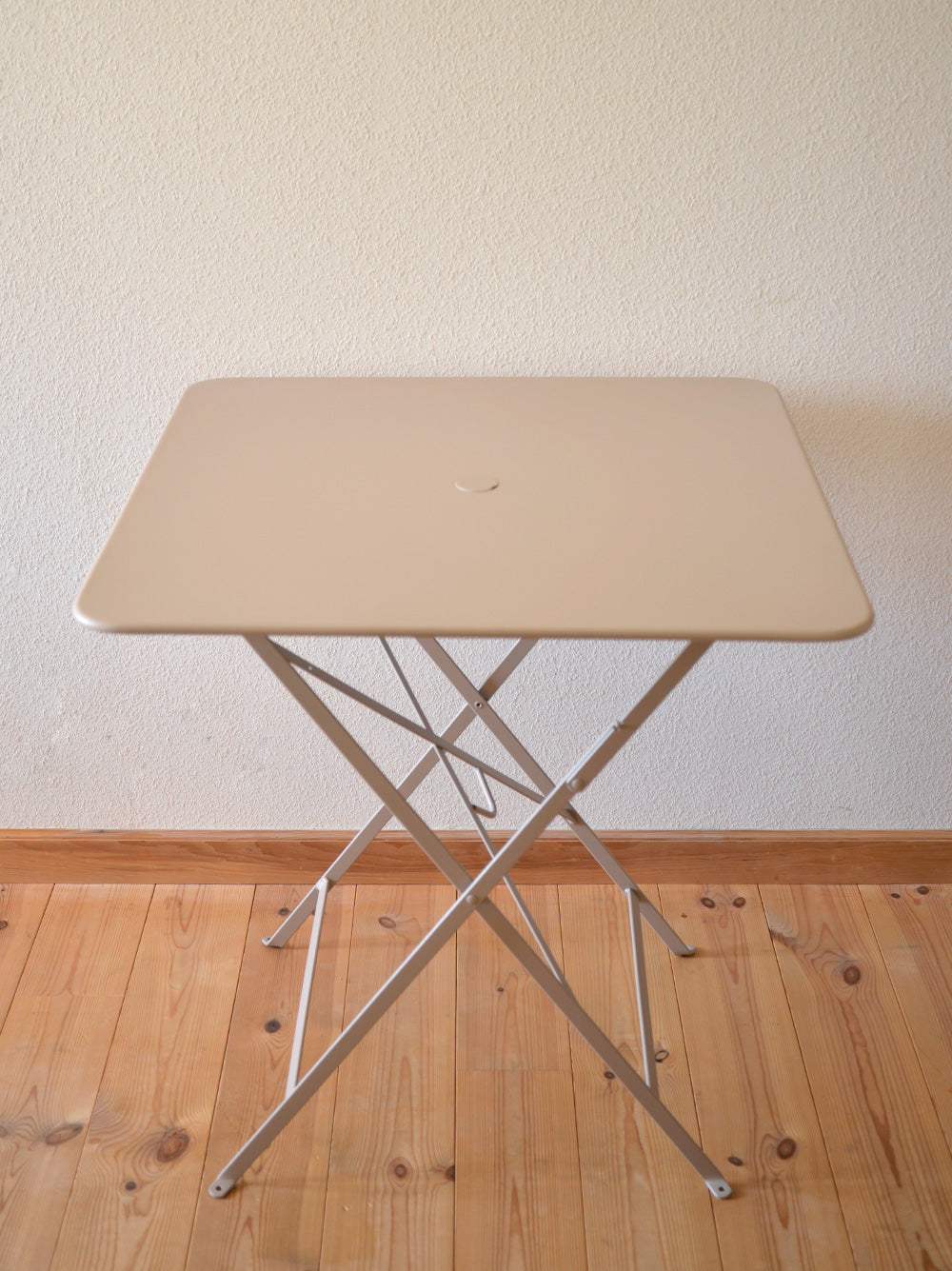 Fermob Bistro Table Large - フェルモブ ビストロ スクエアテーブル 正方形 71×71cm