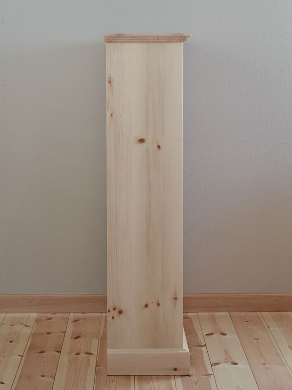 シンプルなシェルフ