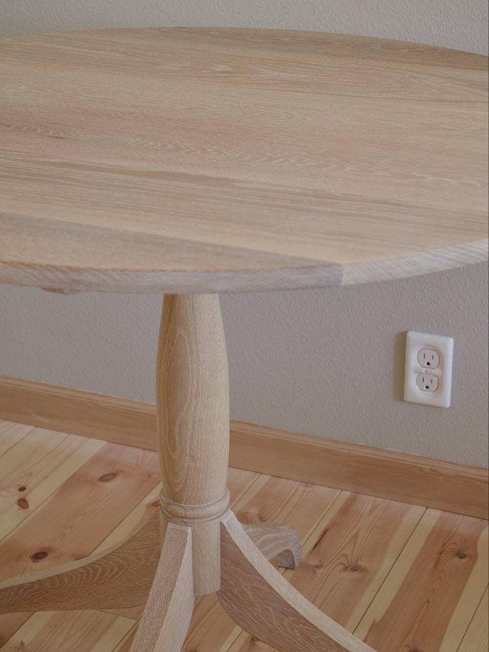Oak Round Table オークラウンドテーブル
