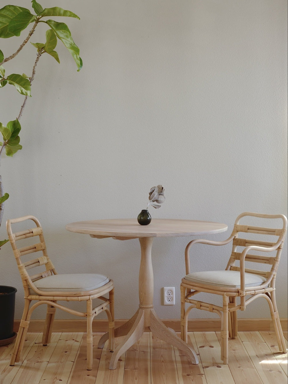 Oak Round Table オークラウンドテーブル