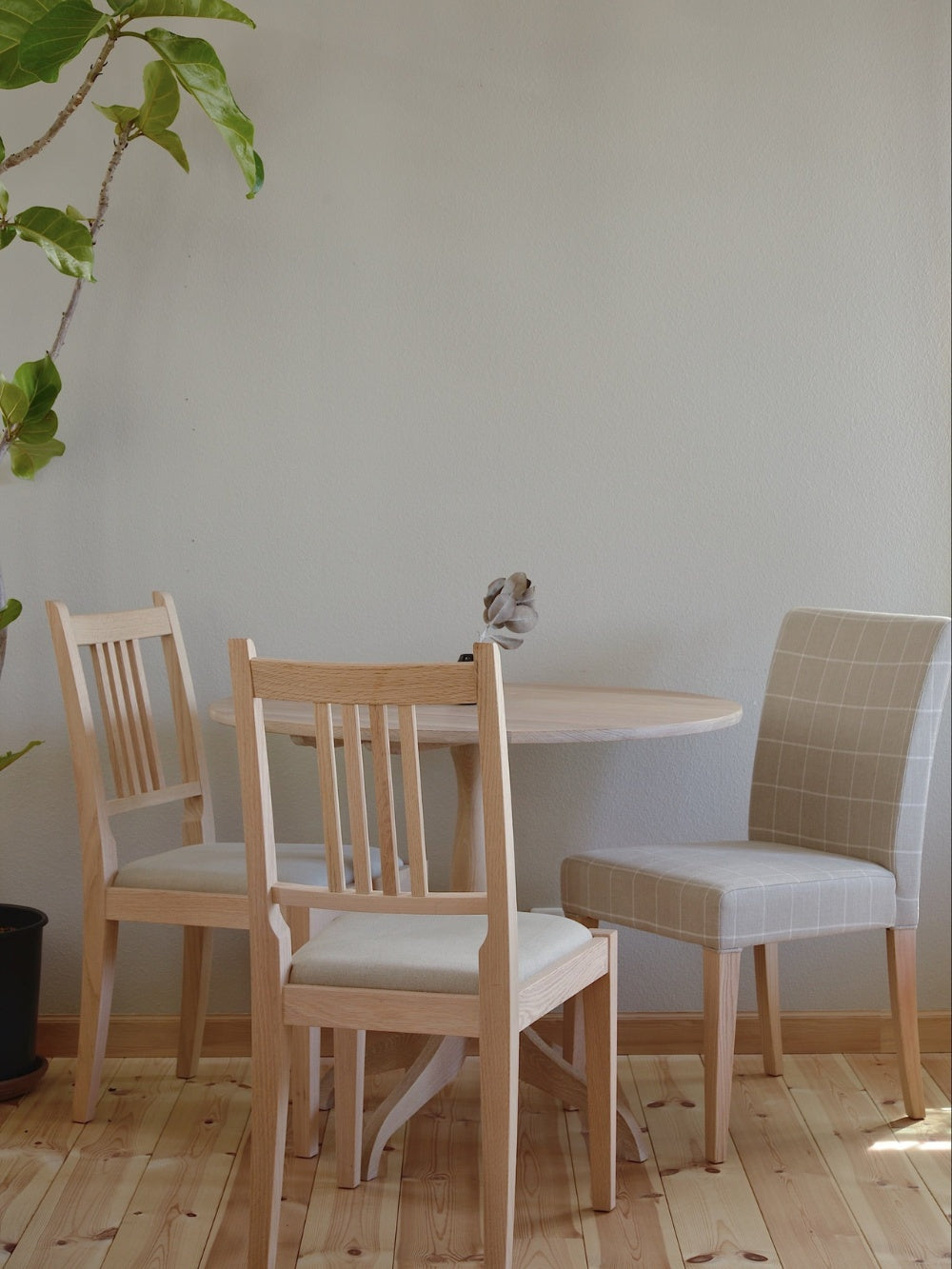 Oak Round Table オークラウンドテーブル