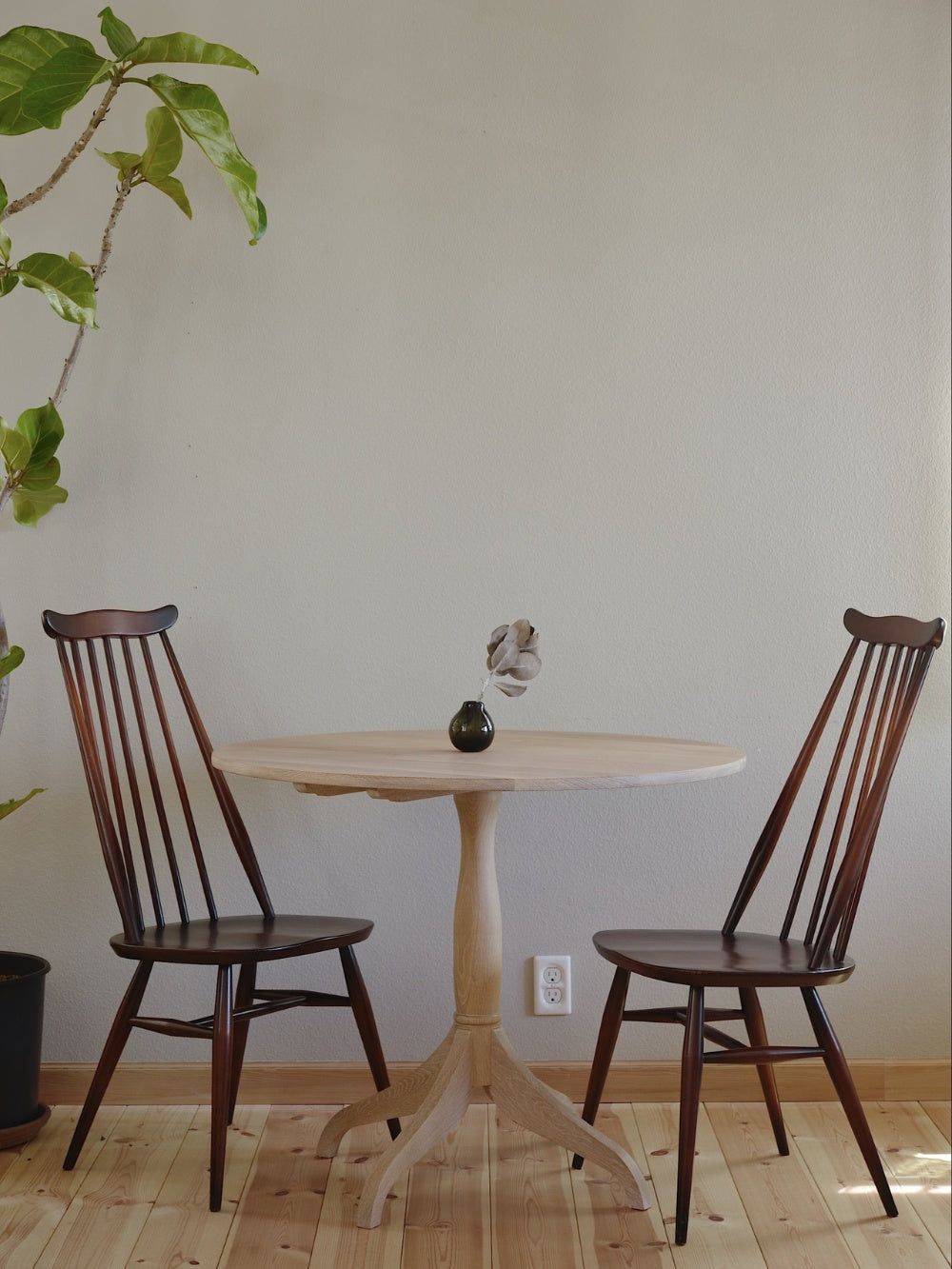 Oak Round Table オークラウンドテーブル