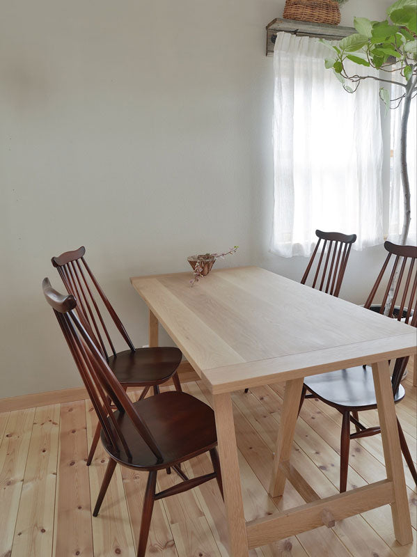 Hata Trestle Table/Desk