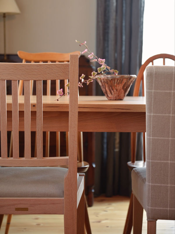 Linen Chair white check