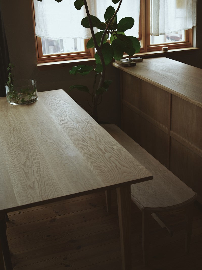 Atelier Table