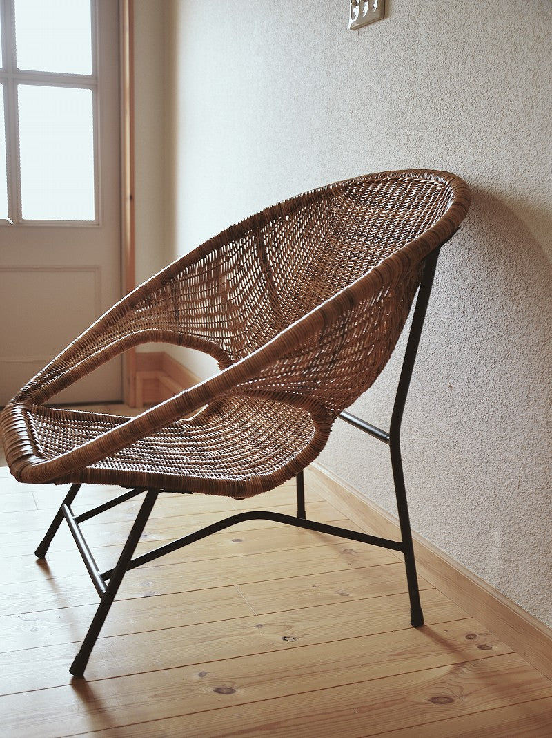 籐とアイアンのラウンジチェア KIBIROI