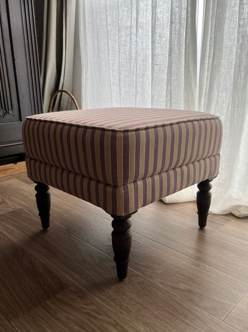 一目惚れのオットマン