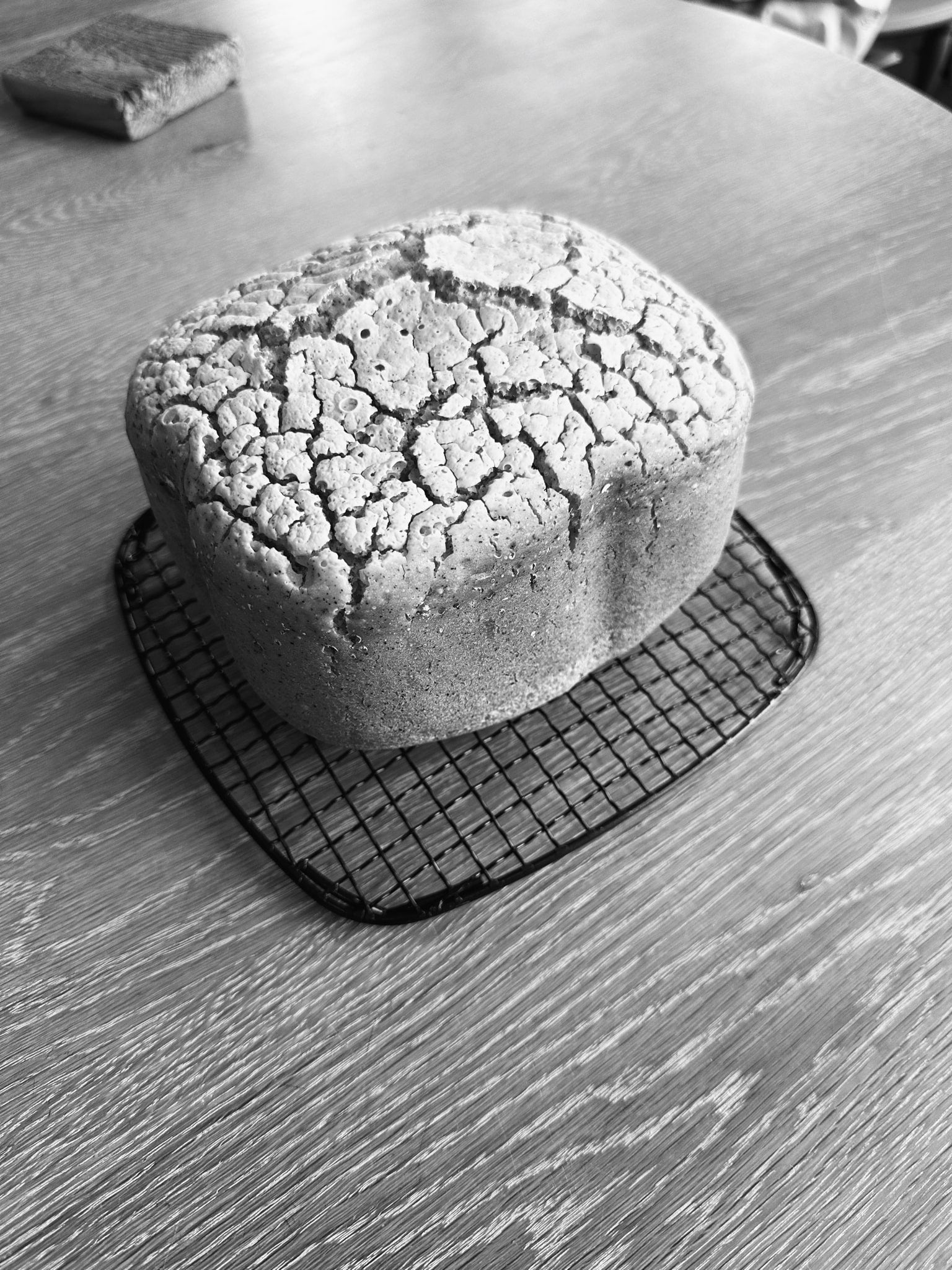 パンを焼くこと