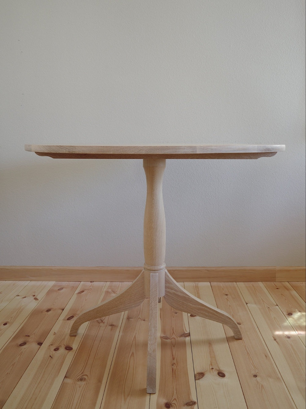 Oak Round Table オークラウンドテーブル