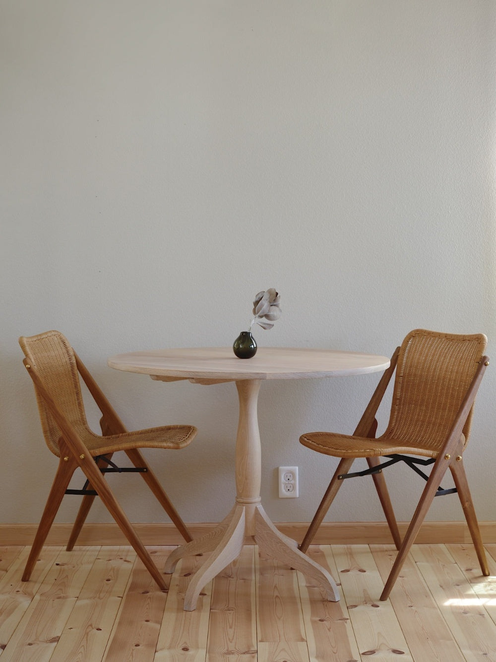 Oak Round Table オークラウンドテーブル
