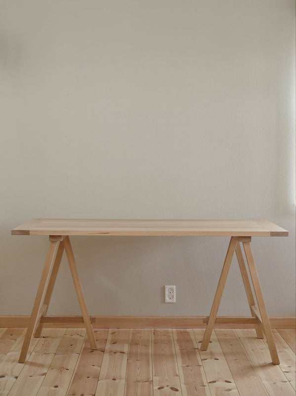 Hata Trestle Table/Desk